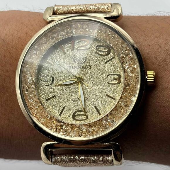Gold Rinnady Men’s Watch - Picture 2 of 5